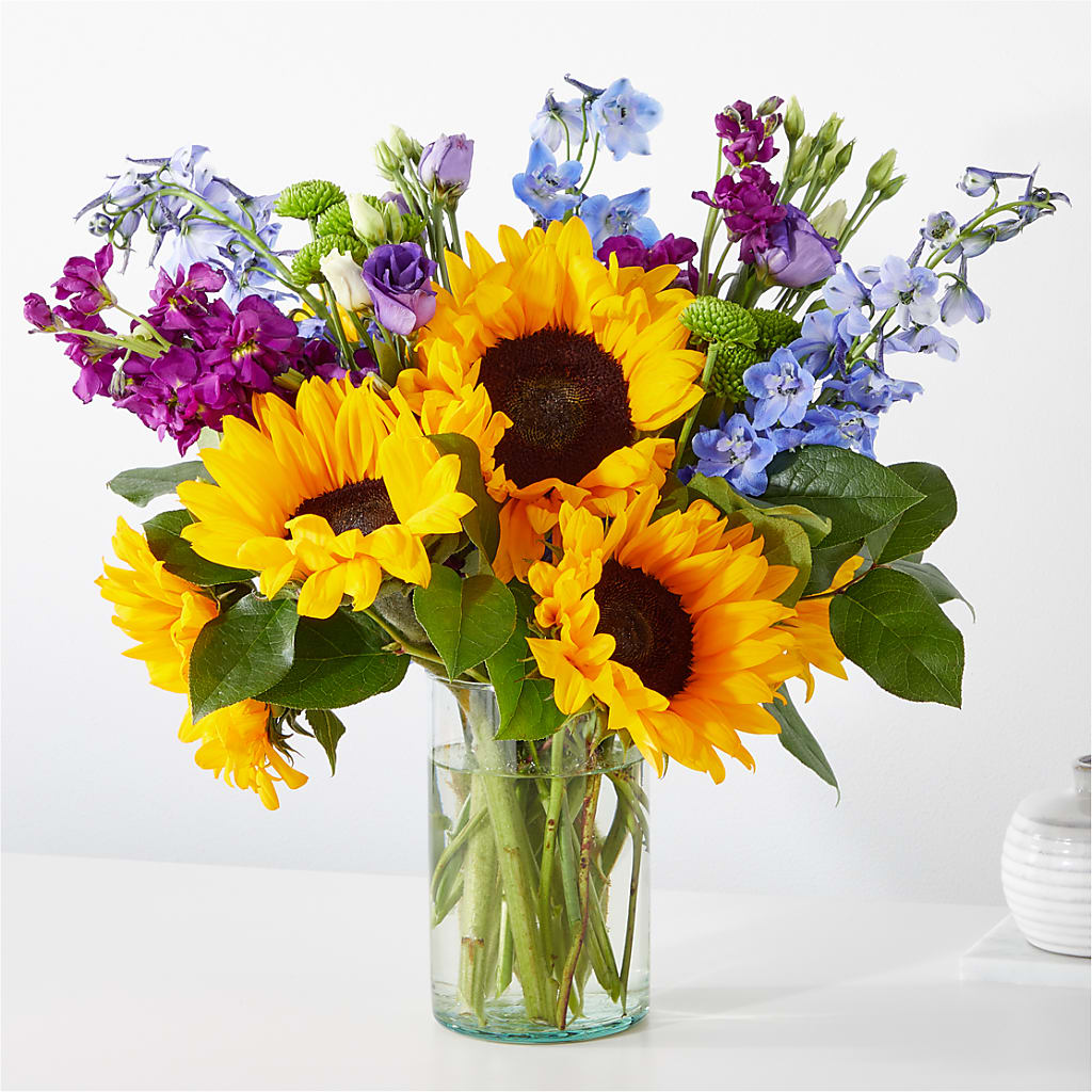 Catching Rays Bouquet – House Of Flowers, Worcester MA