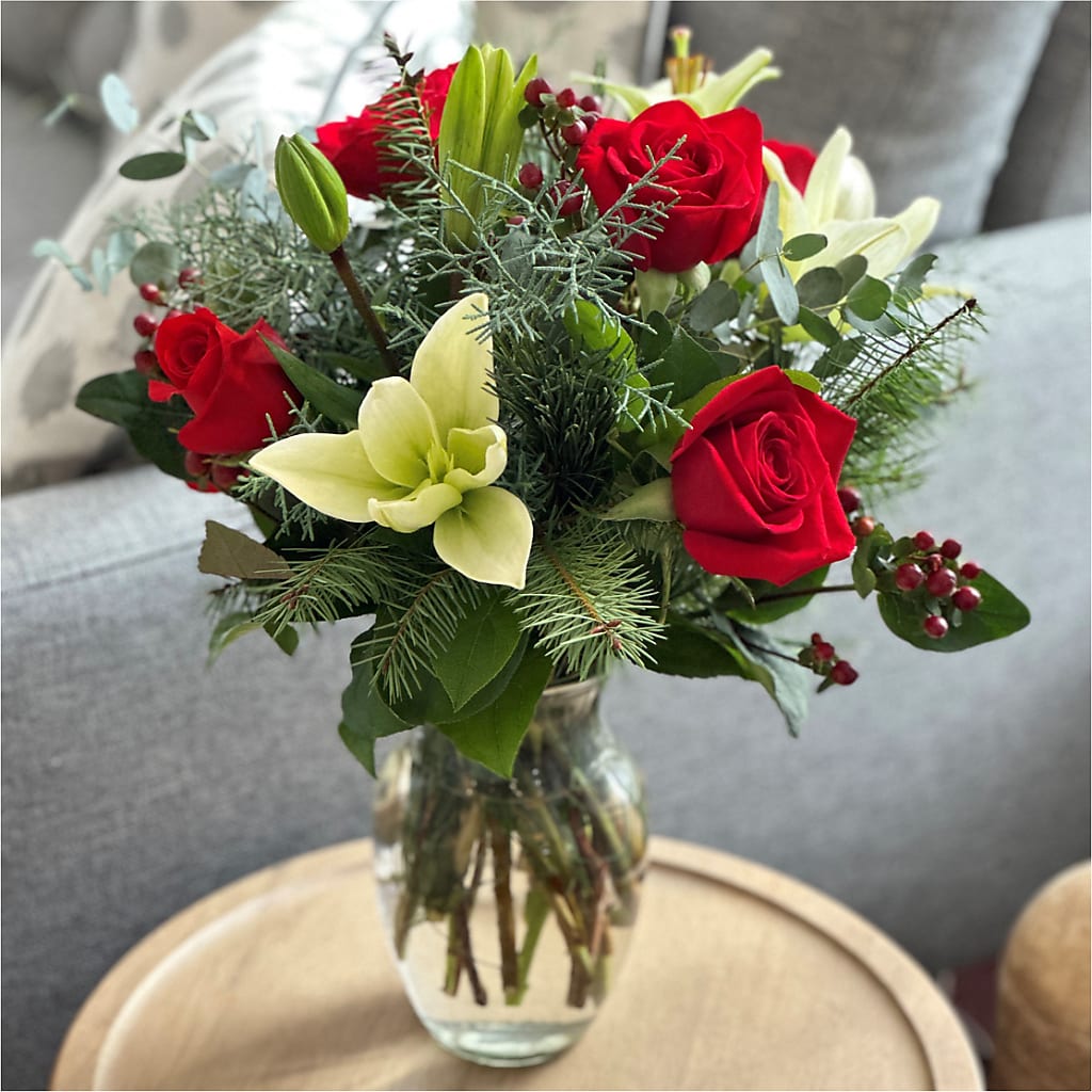 Glittering Lights Bouquet – House Of Flowers, Worcester MA
