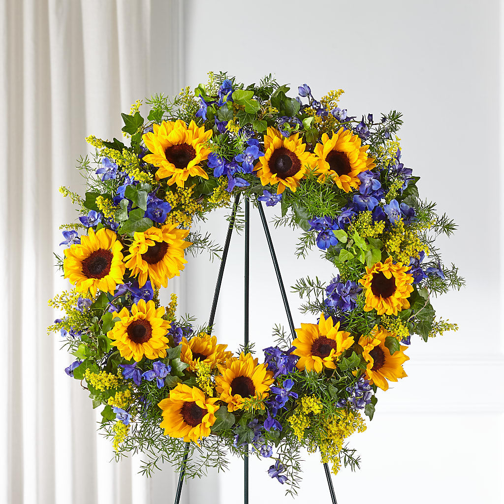 Bright Rays Wreath – House Of Flowers, Worcester MA
