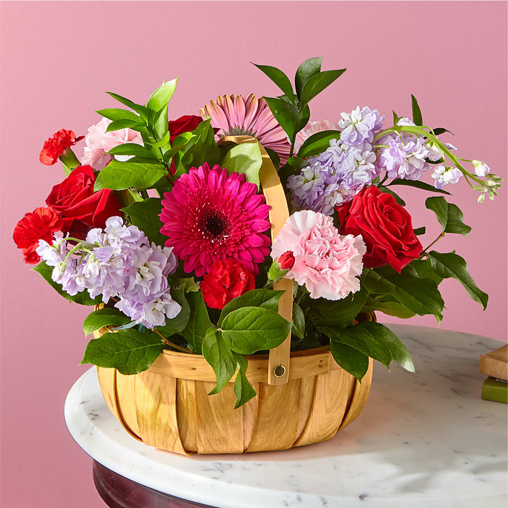 Pink Picnic Basket – House Of Flowers, Worcester MA