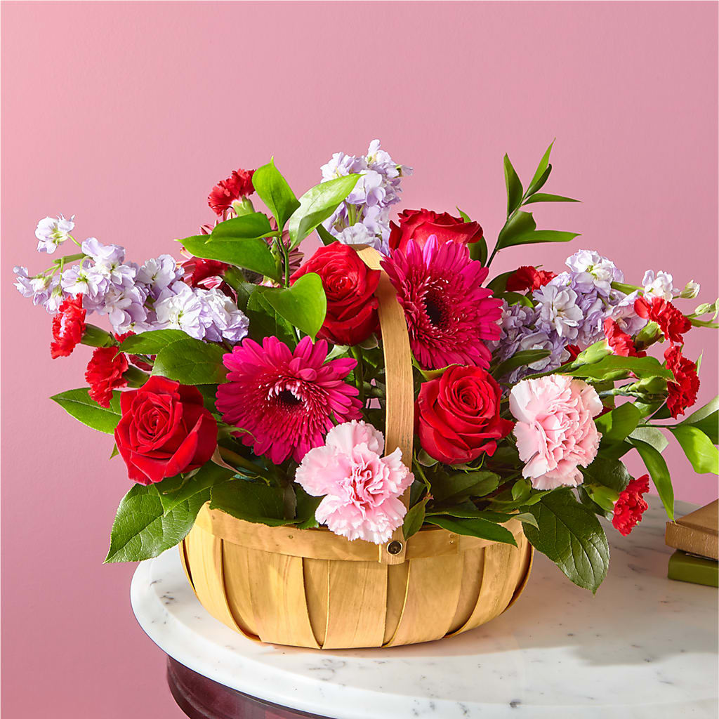 Pink Picnic Basket – House Of Flowers, Worcester MA