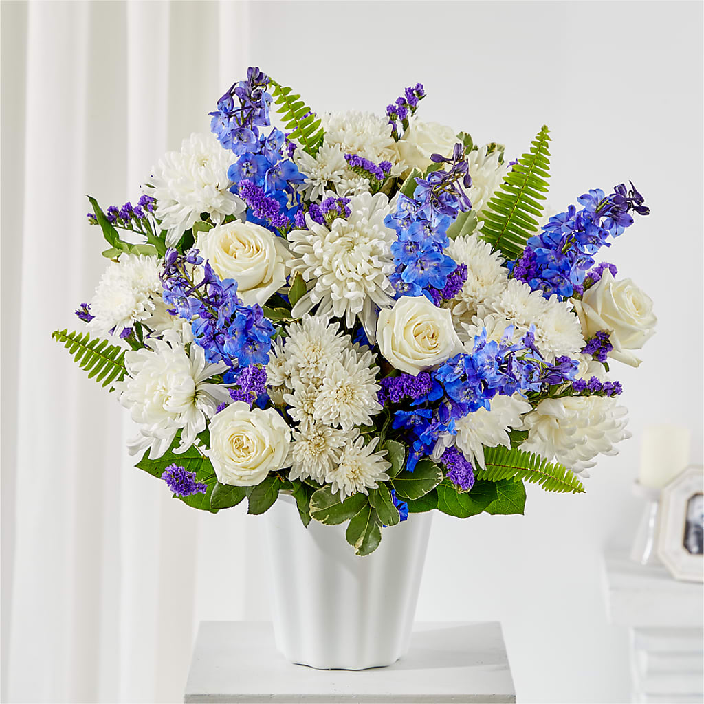 Hold Dear Tabletop Basket – House Of Flowers, Worcester MA