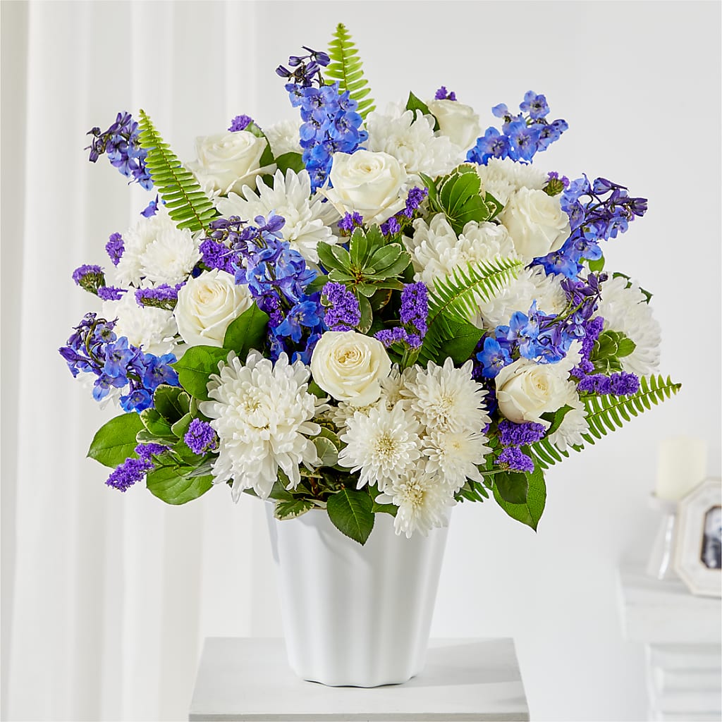 Hold Dear Tabletop Basket – House Of Flowers, Worcester MA