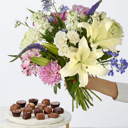 Winter Celebration Bouquet –  House Of Flowers, Worcester MA