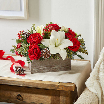 Snowy Wonderland Bouquet –  House Of Flowers, Worcester MA
