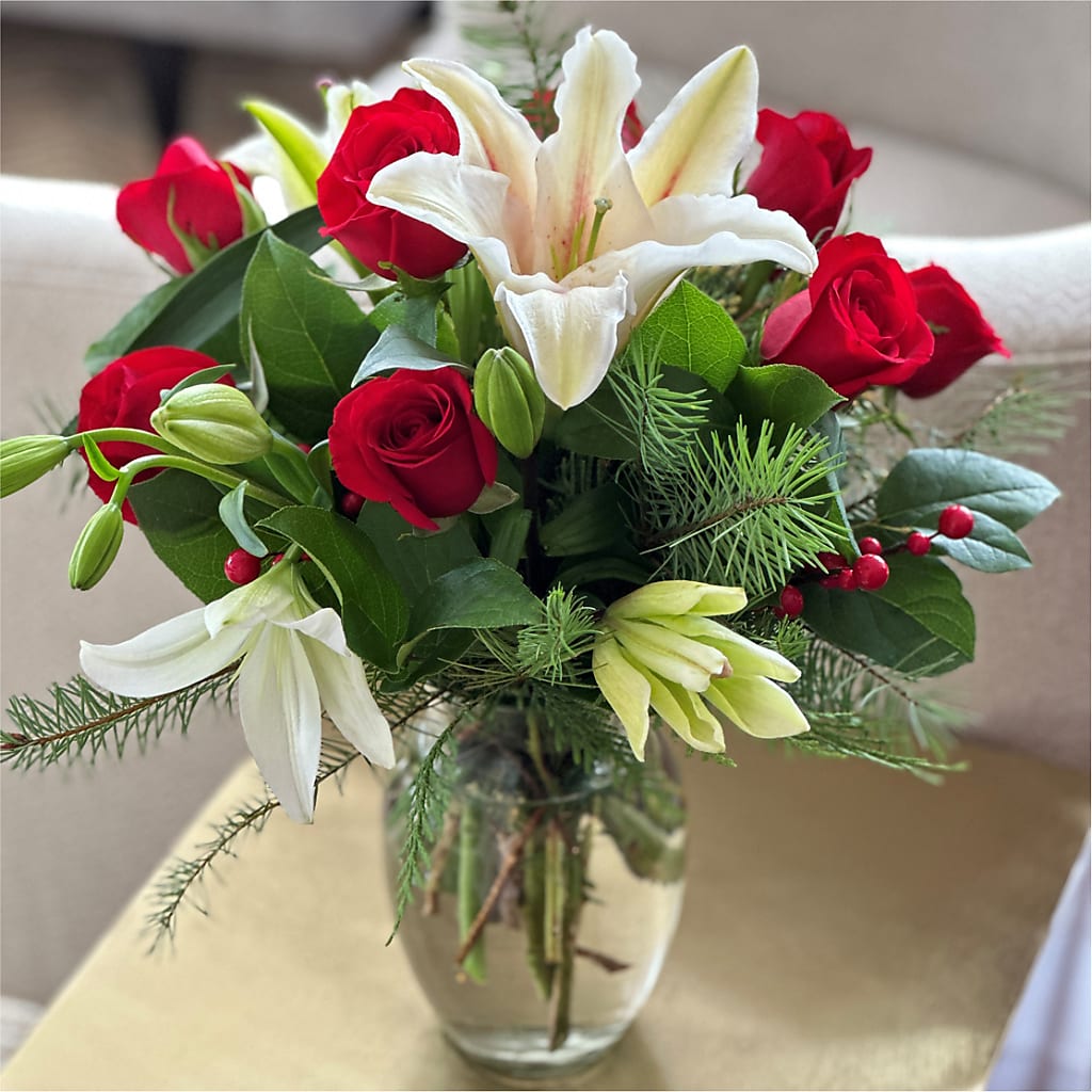 Sparkling Snowflakes Bouquet –  House Of Flowers, Worcester MA