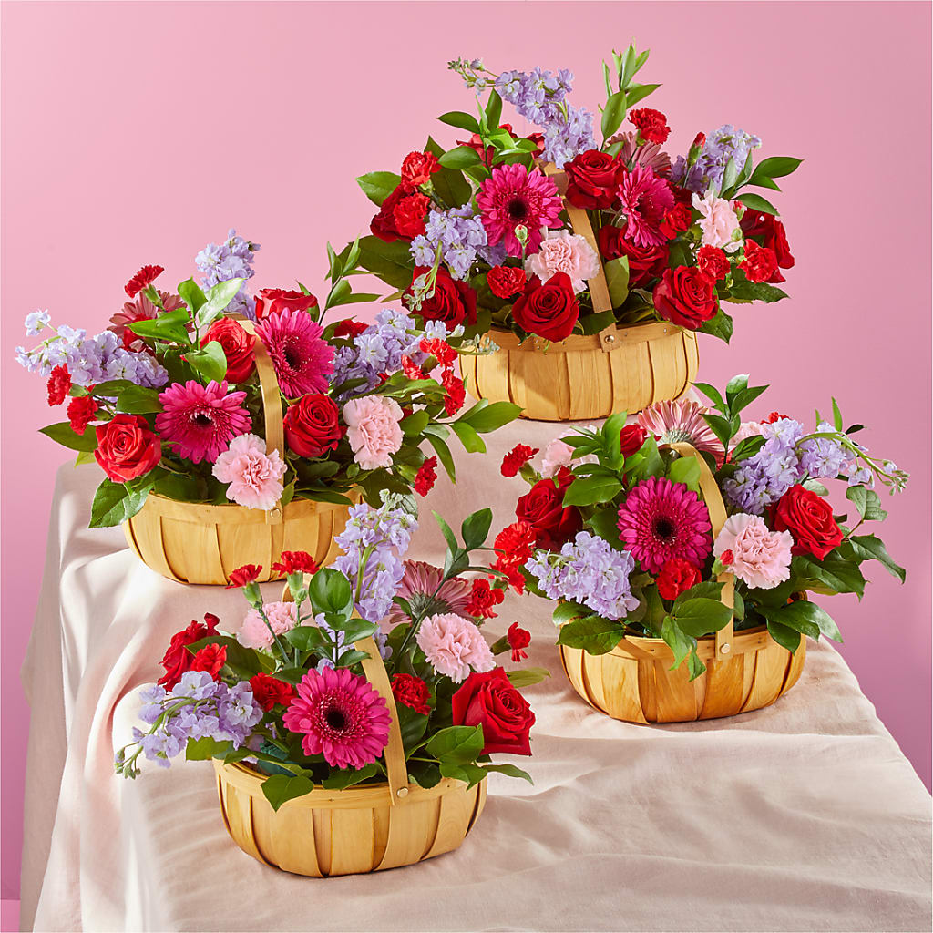 Pink Picnic Basket –  House Of Flowers, Worcester MA